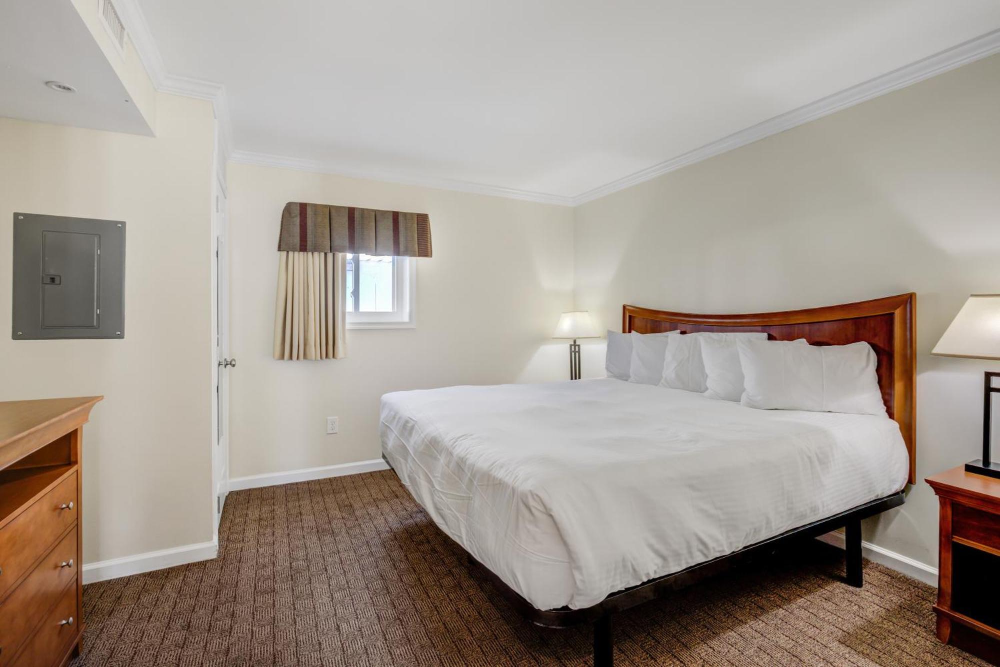 Hotel Desert 3*